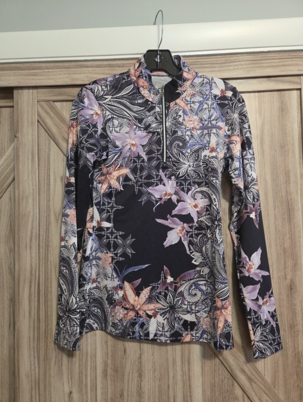 Women’s Sofibella Floral Quarter-Zip Long Sleeve Top - Black & Lavender